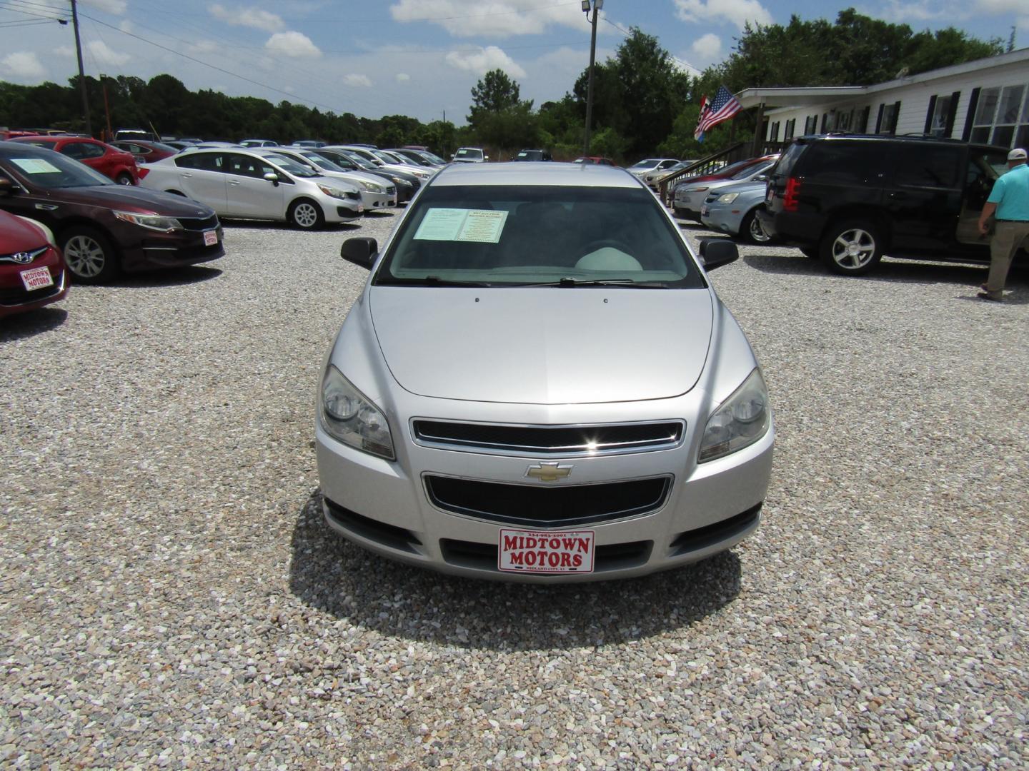 2011 Silver /Gray Chevrolet Malibu LS (1G1ZB5E11BF) with an 2.4L L4 DOHC 16V engine, Automatic transmission, located at 15016 S Hwy 231, Midland City, AL, 36350, (334) 983-3001, 31.306210, -85.495277 - Photo#1